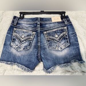 Miss Me Curvy Jean Shorts size 31